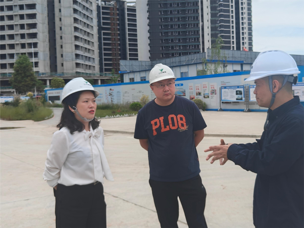 20240506-2905 20240506-2905